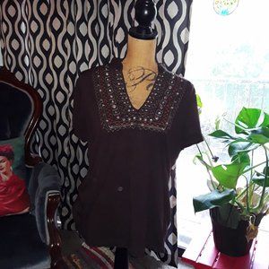 Short sleeve embellished top